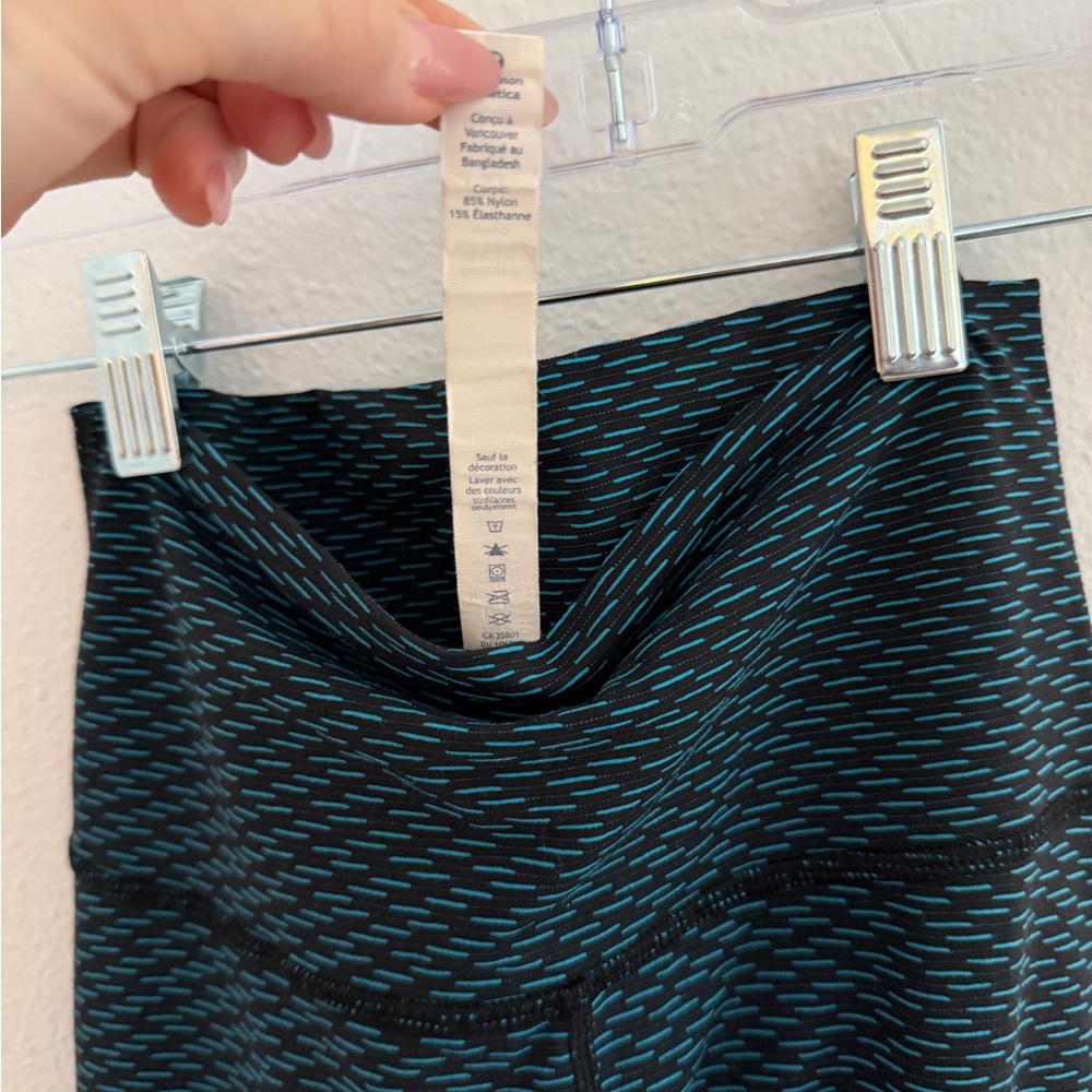 Lululemon High Times Pant (Luxtreme) Score Jacquard Black Indian Ocean Size 4 - Picture 14 of 16